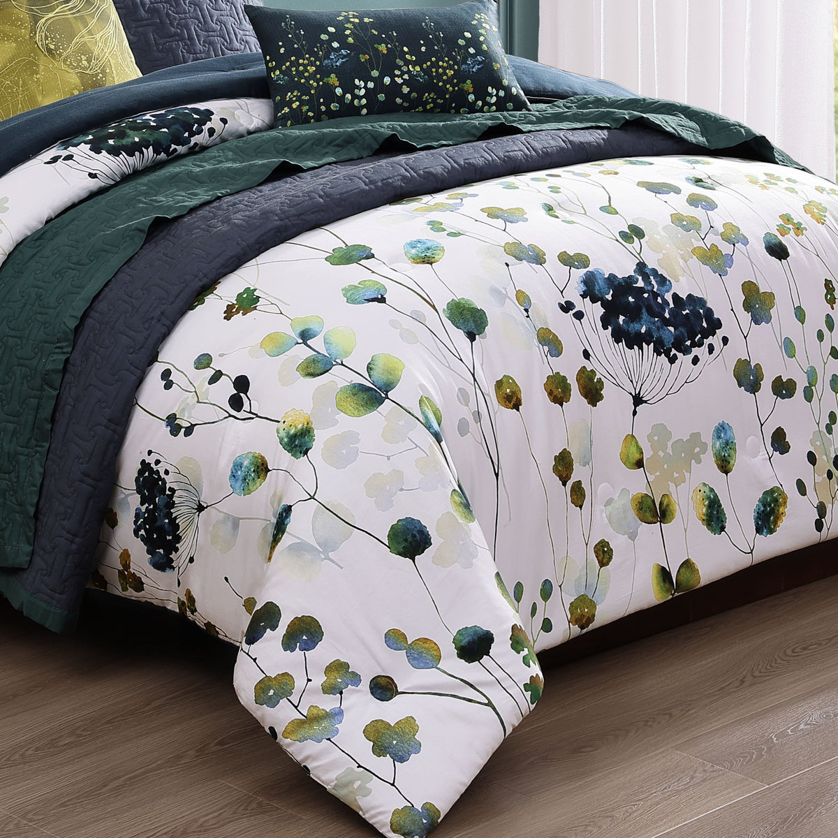 Bebejan Abstract Vines 8 Piece Reversible Comforter & Coverlet Set